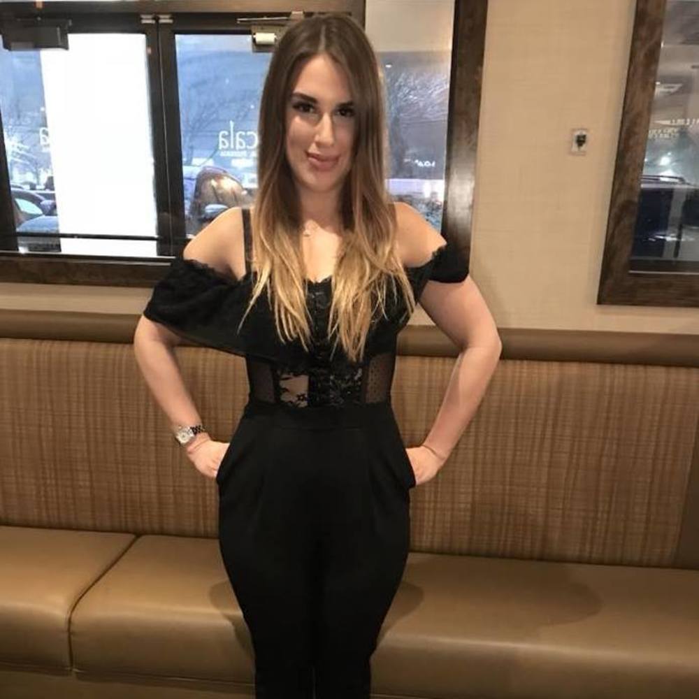 Meet your Posher, Stephanie